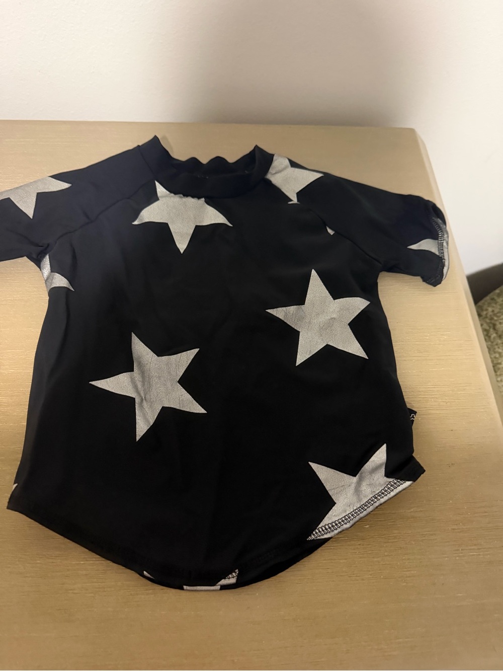 Nununu swim shirt